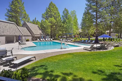 Exterior - 19717 SW Mt Bachelor Dr #148, Bend, OR 97702 photo 5 of 10