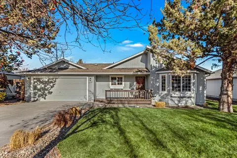3058 NE Byers Ct, Bend, OR 97701