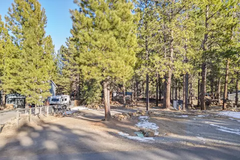 18876 Choctaw Rd, Bend, OR 97702
