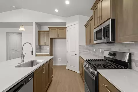 1285 Stonegate Dr #475, Eagle Point, OR 97524 photo 9