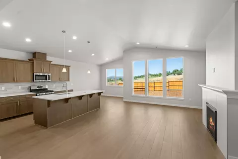 1285 Stonegate Dr #475, Eagle Point, OR 97524 photo 6