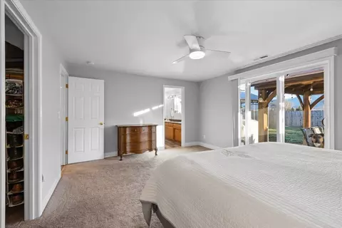 Bedroom - 120 Samuel Ln, Phoenix, OR 97535 photo 1 of 3
