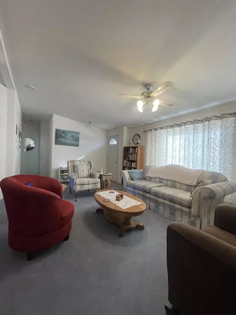 Living - 115 N Willow St, Merrill, OR 97633 photo 1 of 5
