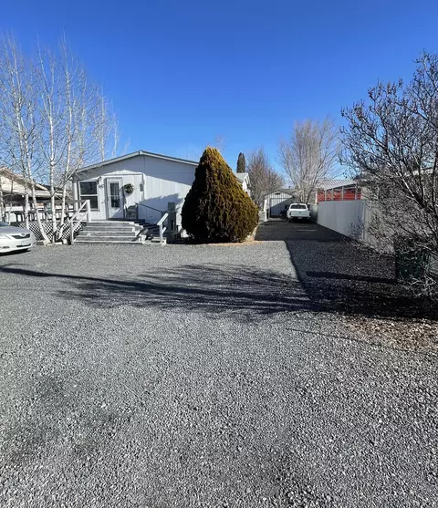 Exterior - 115 N Willow St, Merrill, OR 97633 photo 2 of 7