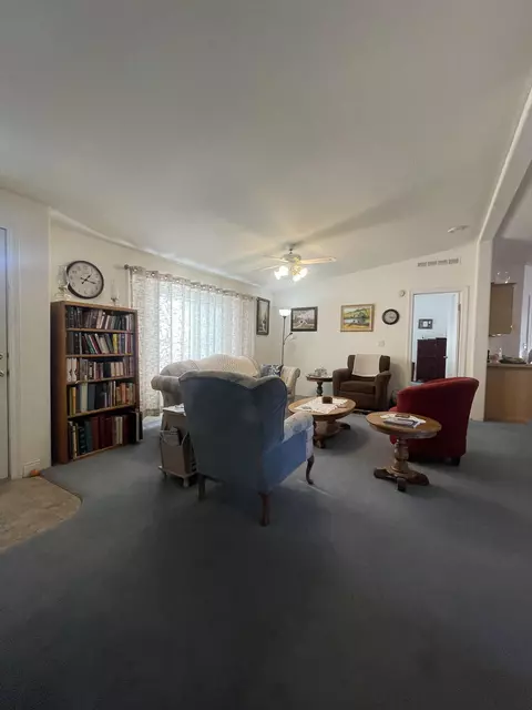 Living - 115 N Willow St, Merrill, OR 97633 photo 3 of 5