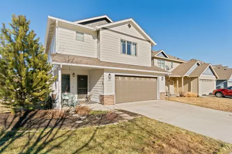 632 SE Glengarry Pl, Bend, OR 97702 photo 2
