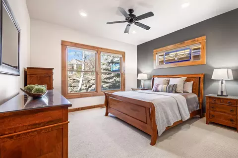 Bedroom - 61956 Fall Creek Loop, Bend, OR 97702 photo 1 of 5