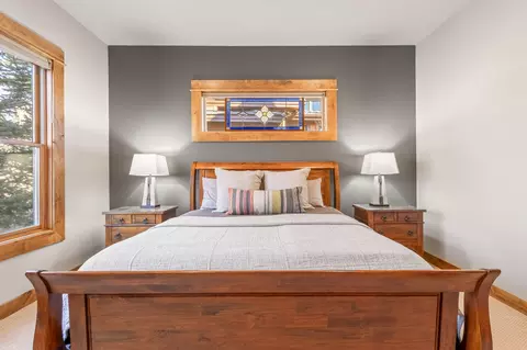 Bedroom - 61956 Fall Creek Loop, Bend, OR 97702 photo 2 of 5