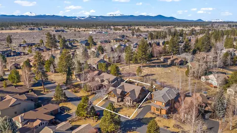 View/Area - 61956 Fall Creek Loop, Bend, OR 97702 photo 4 of 4
