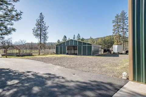 5540 Rogue River Dr, Eagle Point, OR 97524 photo 31