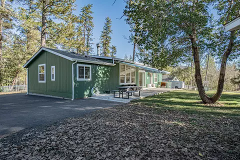 5540 Rogue River Dr, Eagle Point, OR 97524 photo 3