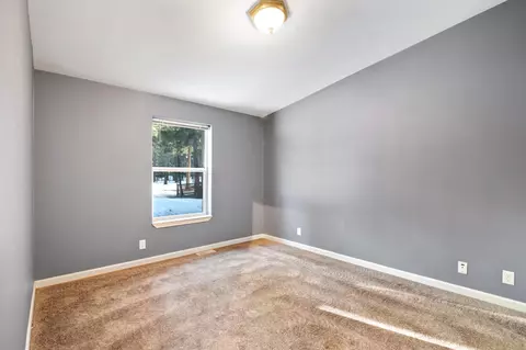 52340 Red Currant, La Pine, OR 97739 photo 38