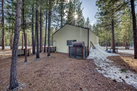 52340 Red Currant, La Pine, OR 97739 photo 14