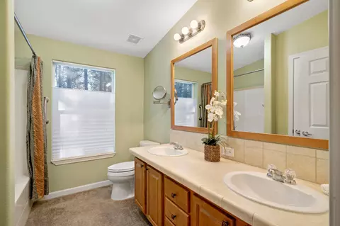 52340 Red Currant, La Pine, OR 97739 photo 40