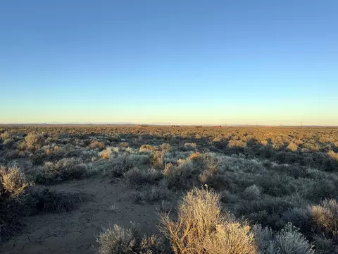 fossil lake road, Christmas Valley, OR 97641