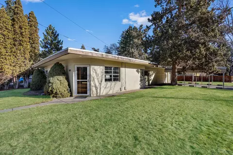 800 NE 9th St, Bend, OR 97701