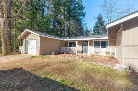 Exterior - 406 E River St, Cave Junction, OR 97523 photo 4 of 11