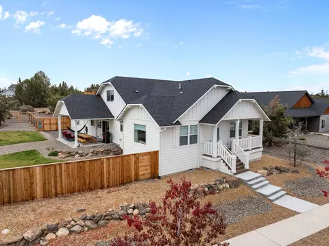 4287 SW Badger Ave, Redmond, OR 97756