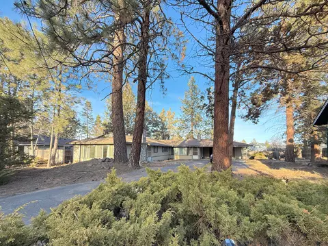 20368 Fairway Dr, Bend, OR 97701