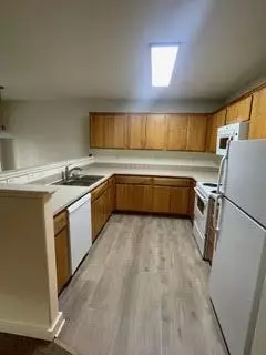 20851 Nova Loop, Bend, OR 97701 photo 2