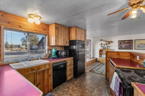 67030 Central Street St, Bend, OR 97703 photo 13