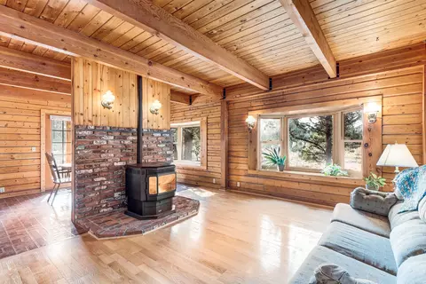 64650 Jan Dr, Bend, OR 97701 photo 3