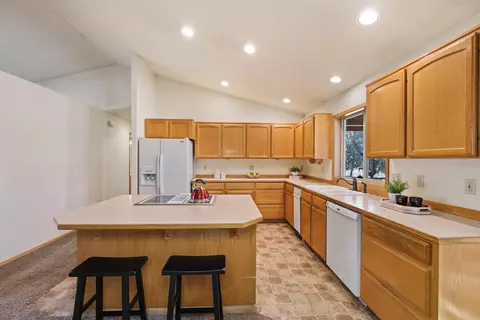 64520 Joe Neil Rd, Bend, OR 97701 photo 19
