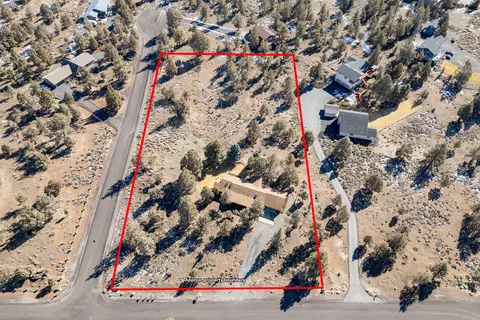 64520 Joe Neil Rd, Bend, OR 97701 photo 3