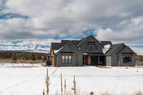 Exterior - 66550 Jericho Rd, Bend, OR 97703 photo 5 of 10