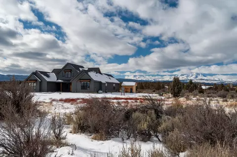 Exterior - 66550 Jericho Rd, Bend, OR 97703 photo 2 of 10