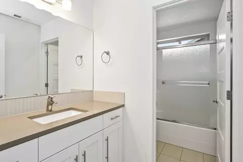Bath - 1801 NW Element Pl, Bend, OR 97703 photo 2 of 2