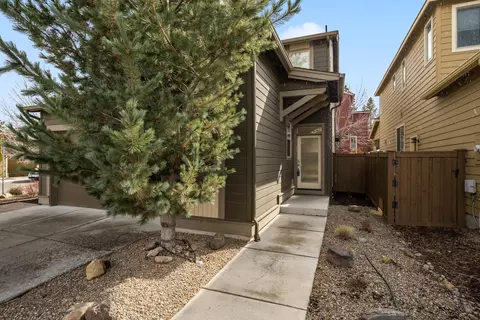 Exterior - 1801 NW Element Pl, Bend, OR 97703 photo 2 of 5