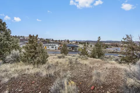 se fescue lane LOT 19, Madras, OR 97741