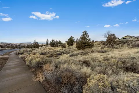 se fescue lane LOT 21, Madras, OR 97741