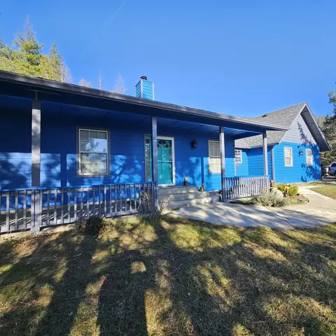 1058 Granite Hill Rd, Grants Pass, OR 97526