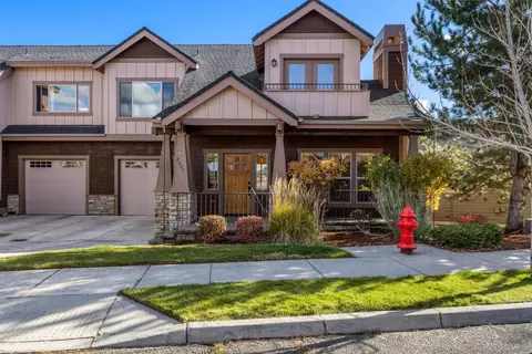 2607 NW Awbrey Point Cir, Bend, OR 97703
