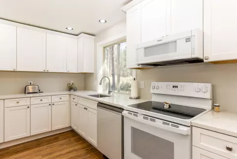 55711 Wagon Master Way, Bend, OR 97707 photo 7