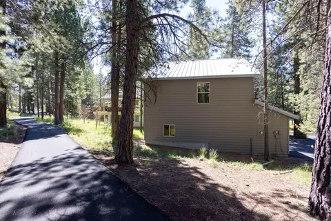55711 Wagon Master Way, Bend, OR 97707 photo 25