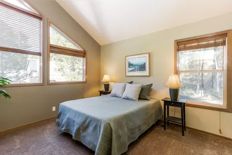 55711 Wagon Master Way, Bend, OR 97707 photo 14
