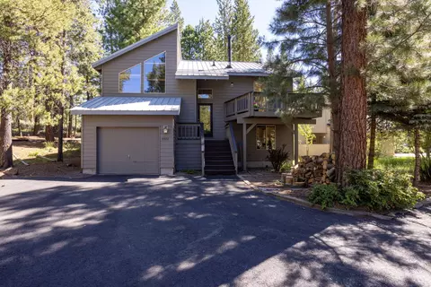 55711 Wagon Master Way, Bend, OR 97707