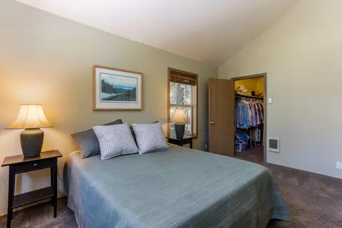 55711 Wagon Master Way, Bend, OR 97707 photo 16