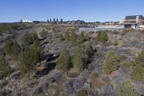outrider loop, Bend, OR 97702 photo 10