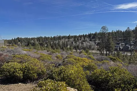 outrider loop, Bend, OR 97702 photo 9