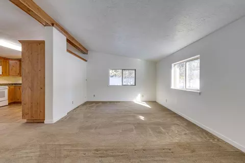 16203 Hawks Lair Rd, La Pine, OR 97739 photo 7