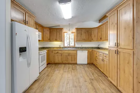16203 Hawks Lair Rd, La Pine, OR 97739 photo 15
