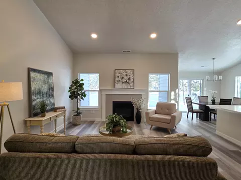 17342 Canvasback Dr #16, Bend, OR 97707 photo 19