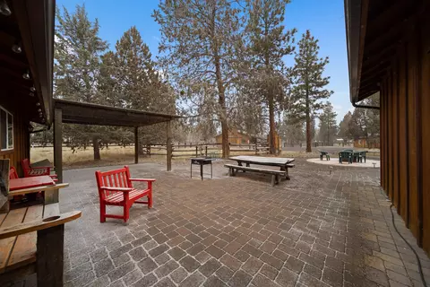 Exterior - 67194 Harrington Rd, Bend, OR 97703 photo 1 of 6