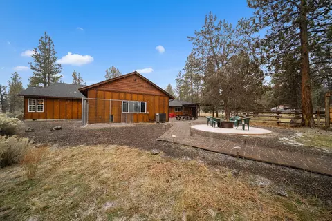 Exterior - 67194 Harrington Rd, Bend, OR 97703 photo 2 of 6