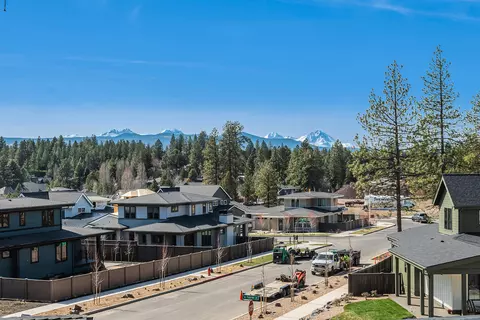 2976 NW Polarstar Ct #LOT 19, Bend, OR 97703