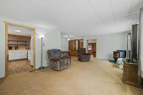 Living - 11374 Red Wing Loop, Keno, OR 97627 photo 2 of 4